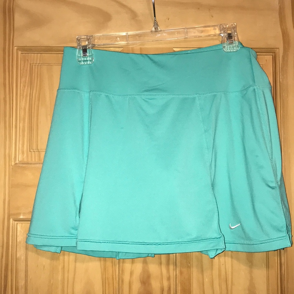 Nike pleated tennis skirt